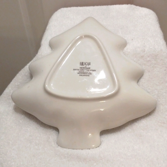 Mikasa Heritage Cabob Christmas Story Tree Dish - Picture 4 of 5